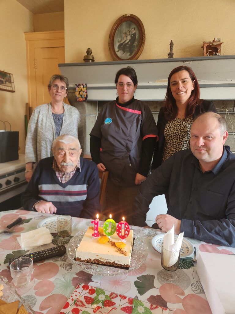 Photo 100 ans Mr VILLEMEYRE